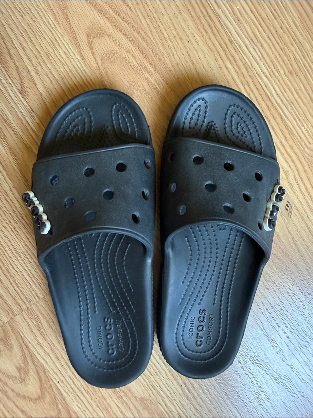 CROCS Black Slide Sandals with Crocs jobbits. Size 7- women